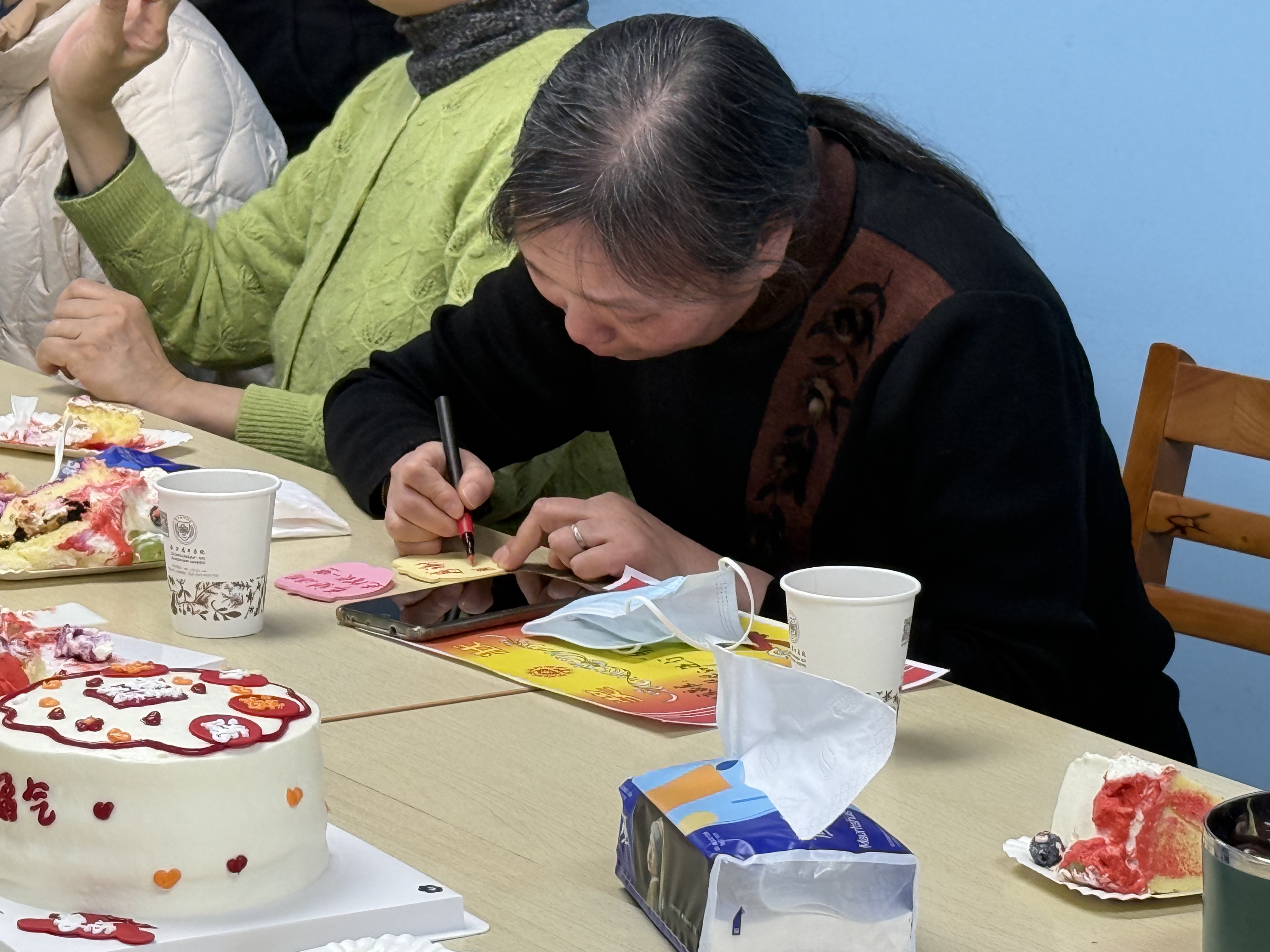 45a9880db5b50e927010f115f5c1e909.jpg 45a9880db5b50e927010f115f5c1e909.jpg